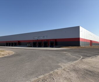 Kiadó ipari ingatlanok, hűtőkamrás egységgel - Vecsés