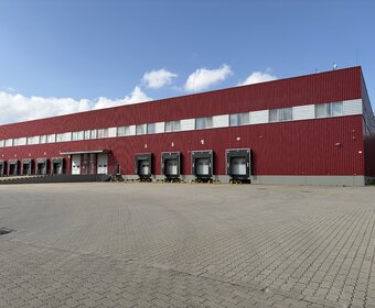 Industrial property for rent - Biatorbágy - Tulipán