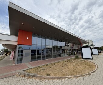 Kiadó üzlethelyiség - Székesfehérvár