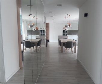 Kiadó penthouse lakás - Bregyó köz