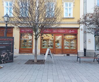 Retail/Office for rent - Main str.