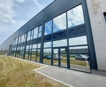 Alba Industrial Zone - Docking gate unit